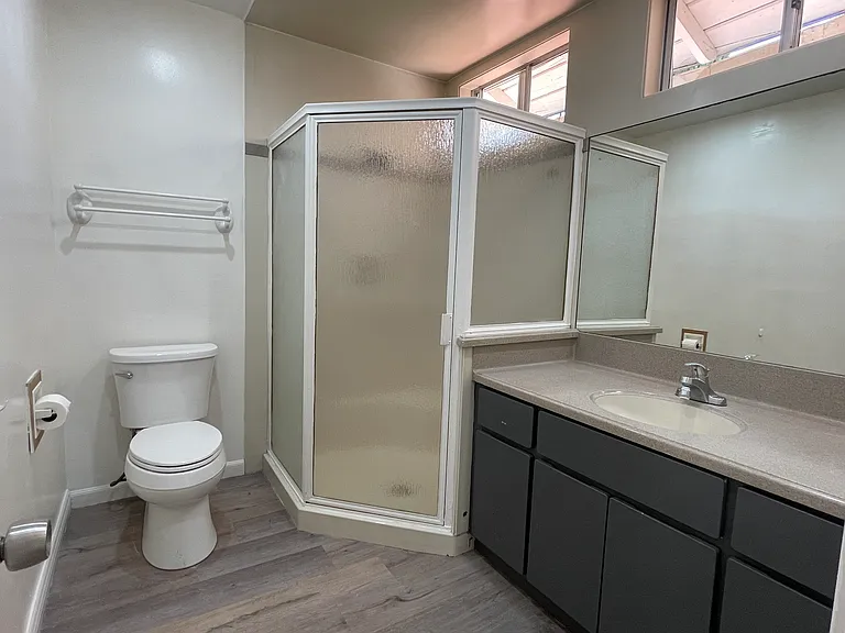 608 Beverly Dr #ADU — Photo 6