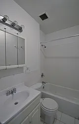 Rented by CITY SKYLINE REALTY INC