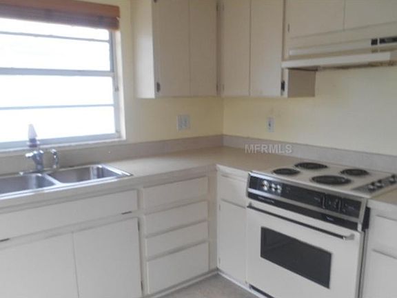 4th image of 3011 Cara Ct