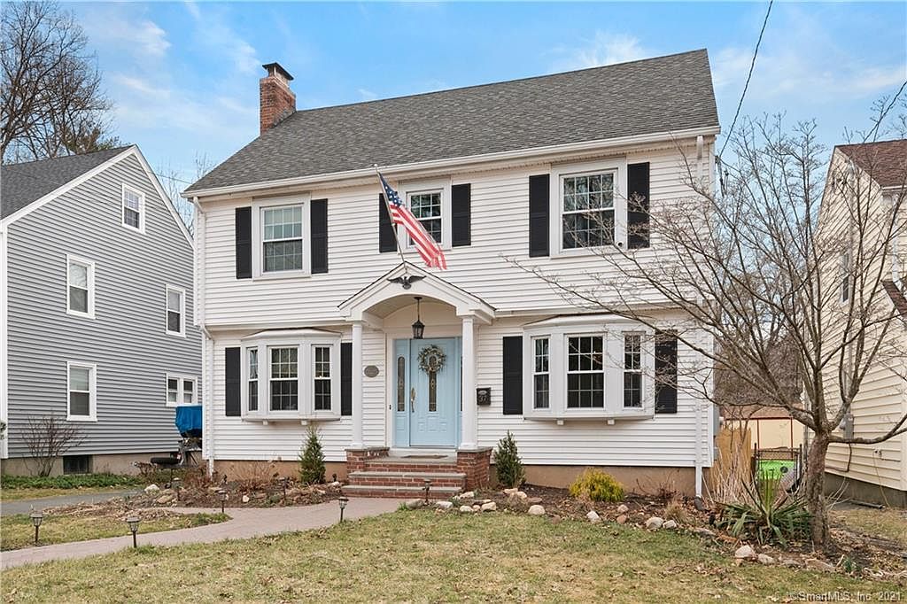 37 Ballard Dr West Hartford Ct 06119 Mls 170383533 Zillow