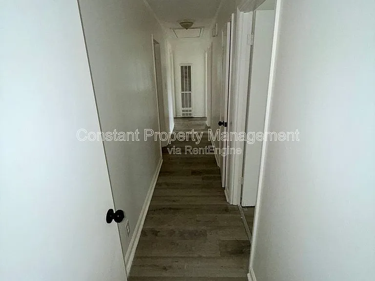 4158 Log Cabin Dr — Photo 11