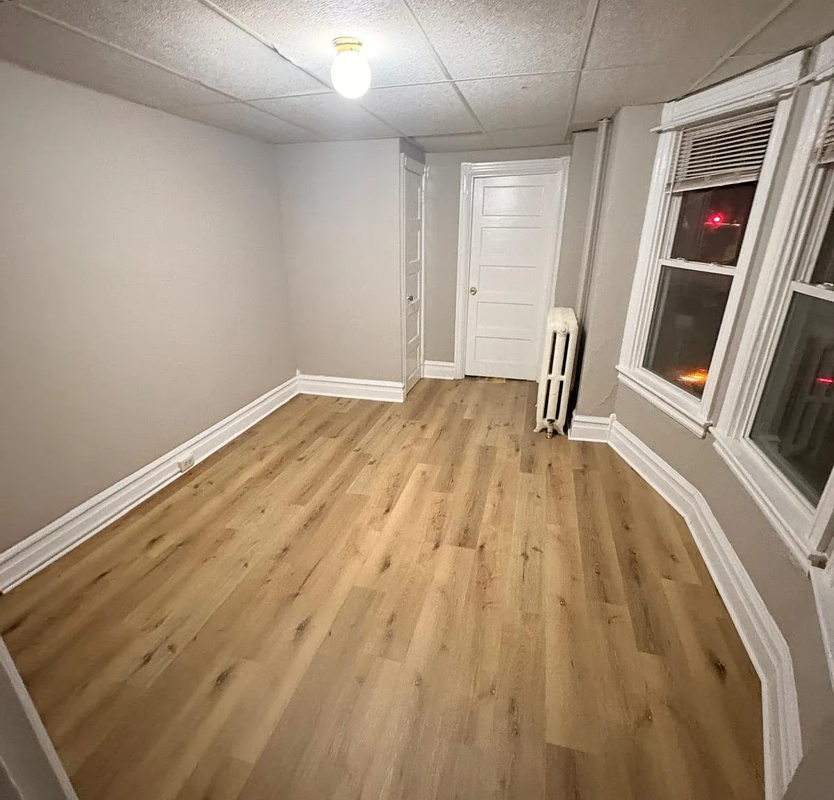 2 bed, 700 sqft, $1,250 — Photo 3