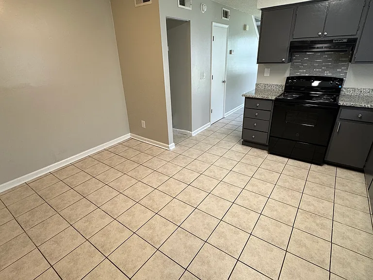 108 Roberta Dr #B — Photo 9