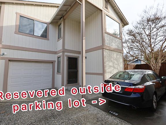 3rd image of 1488 Douglas St #1