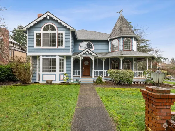8908 65th Street W, University Place, WA 98467