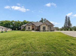 93 Woodland Dr, Norfolk County, ON N3Y4J9