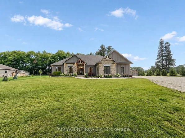 93 Woodland Dr, Norfolk County, ON N3Y 4J9