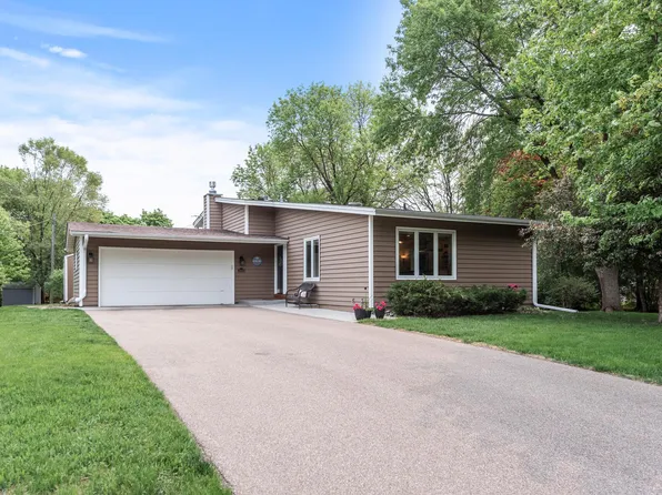 10353 York Ln, Bloomington, MN 55431