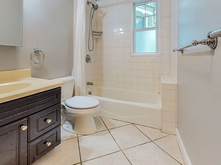 176 Parker St #0 — Photo 17