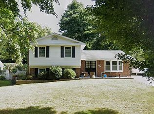 8812 N Westland Dr, Gaithersburg, MD 20877