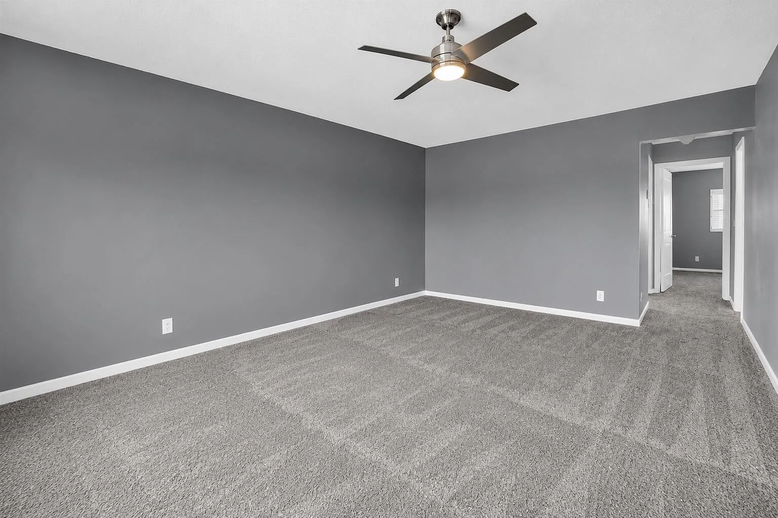 2 bed, 1.5 bath, 840 sqft, $1,800 — Photo 4