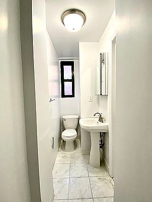 5th image of 520 E 79th St APT 5F