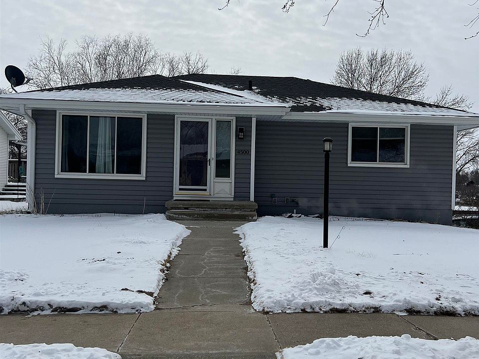 1st image of 4500 Wellington Ave