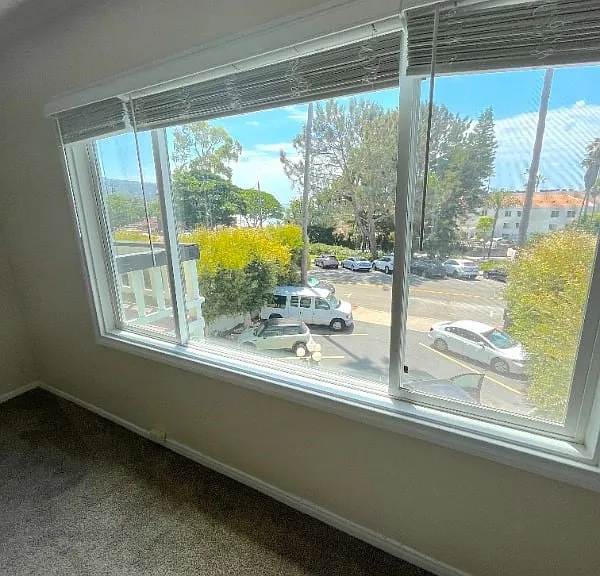 270 Cliff Dr #9 — Photo 5