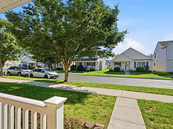 3rd image of 5537 Mossy Creek Dr