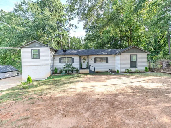 904 Georgetown St, Marshall, TX 75670