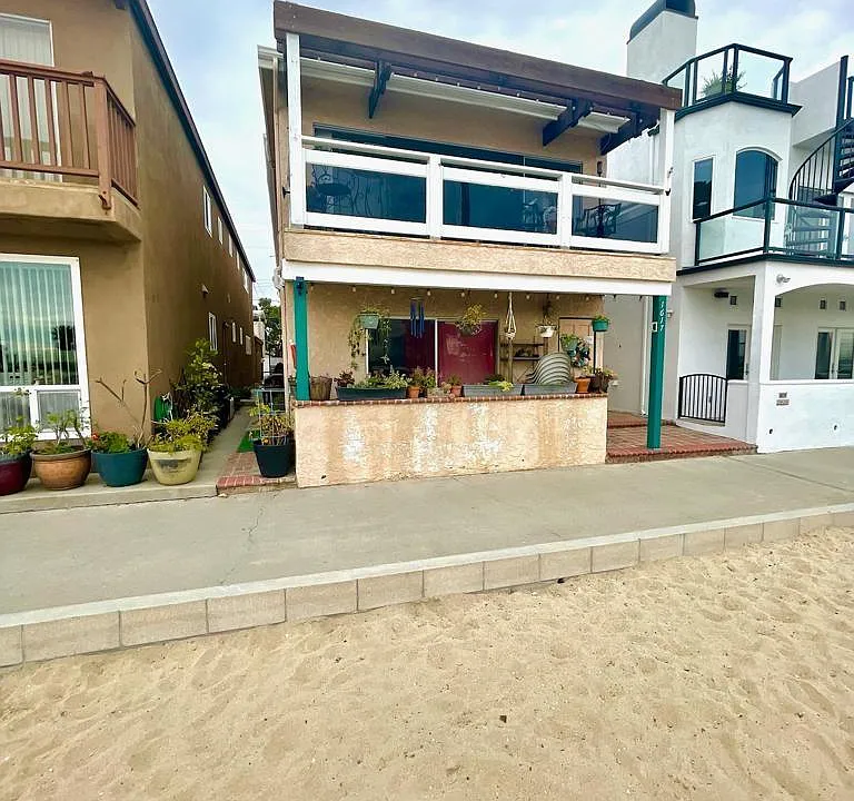 Building is on the Boardwalk