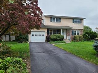 1521 Thompson Ave, Bethlehem, PA 18017