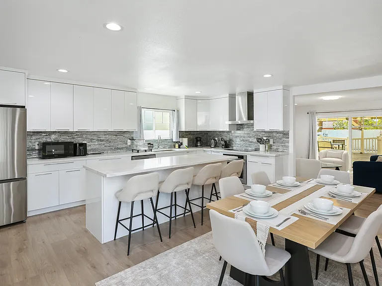 16357 San Jacinto St — Photo 2