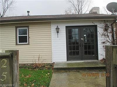 3rd image of 257 Woodside Ave