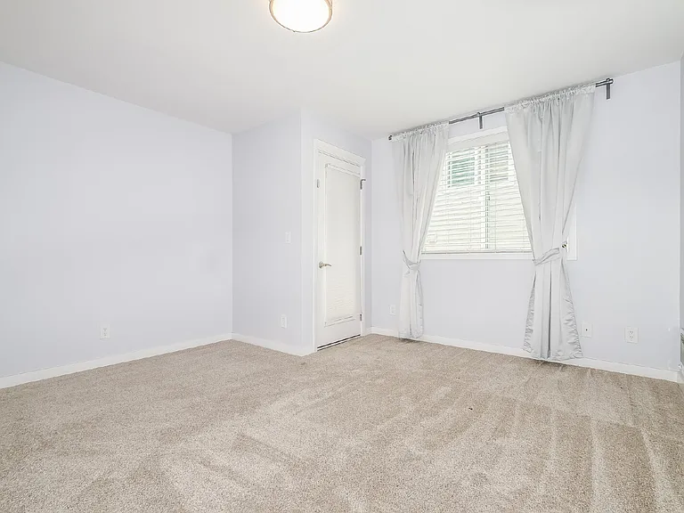 1125 N 93rd St #3 — Photo 10