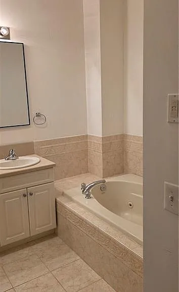 72 George Russell Way — Photo 12