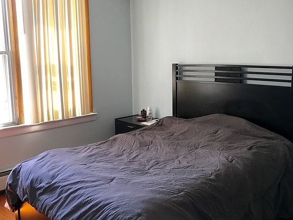 2nd image of 2841 48th St #1
