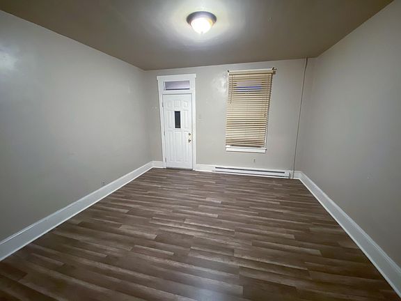 3rd image of 412 W Atlantic St