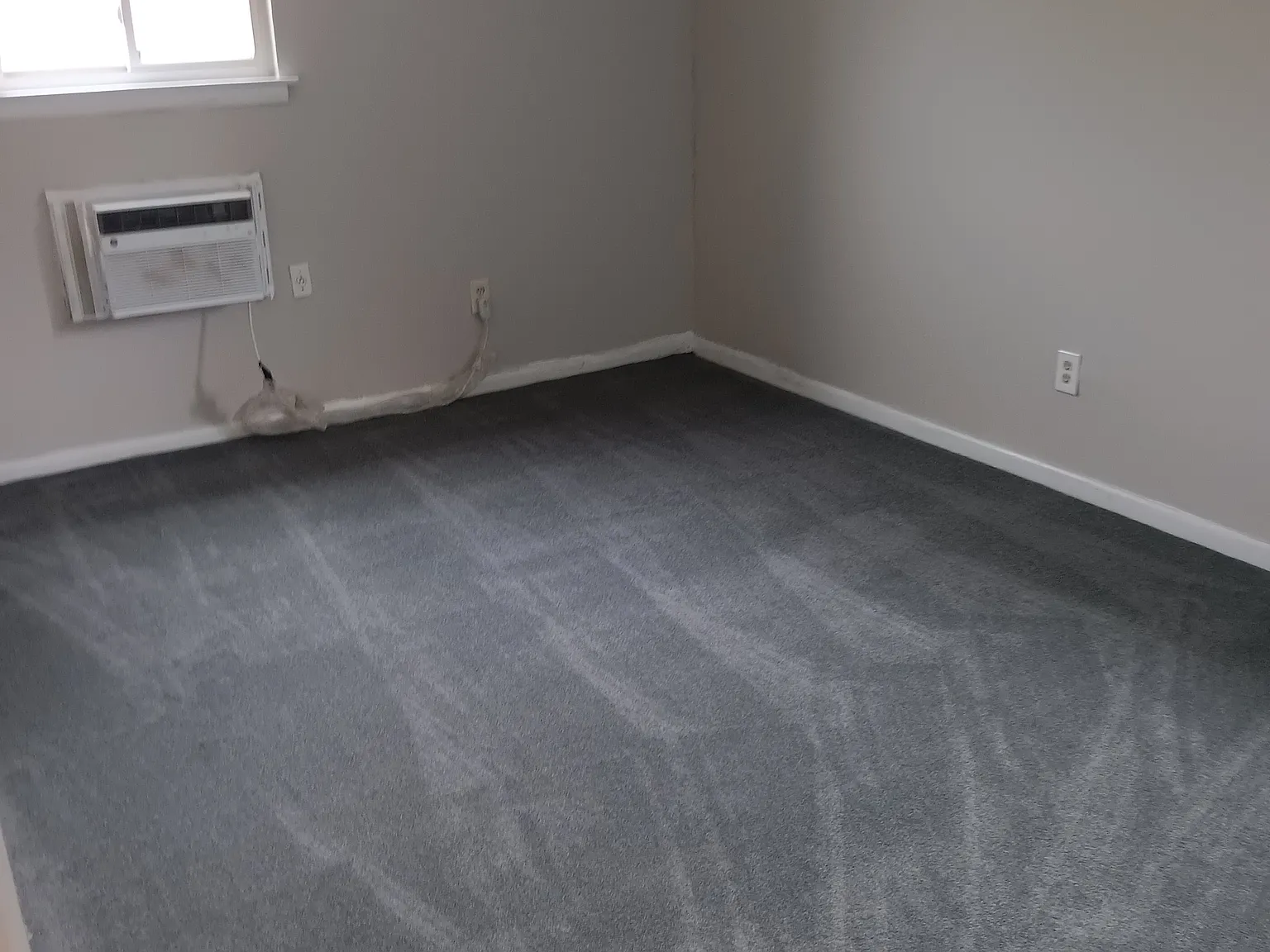 2 bed, 660 sqft, $1,400 — Photo 3