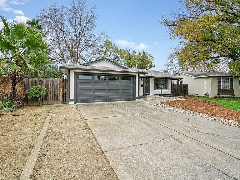 7728 Quinby Way — Photo 2