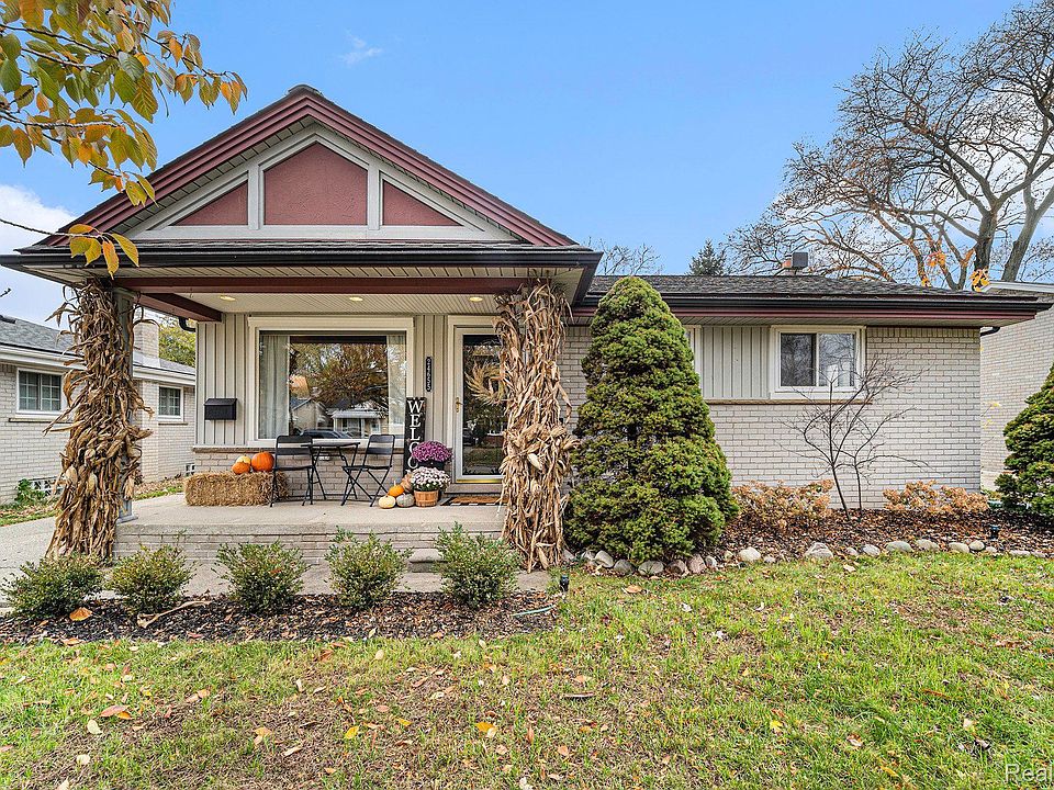 1st image of 24655 Eton Ave