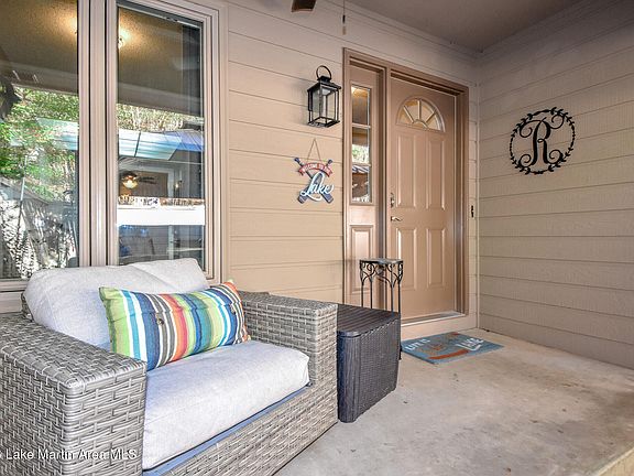2nd image of 71 Moonlight Ln #2C