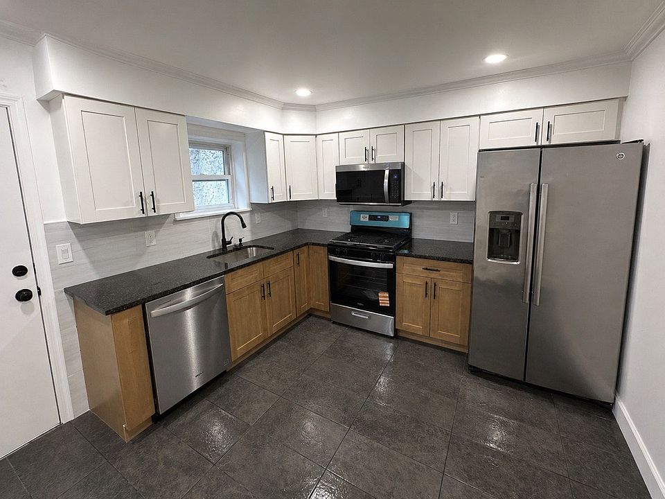 1st image of 2117 E Cumberland St