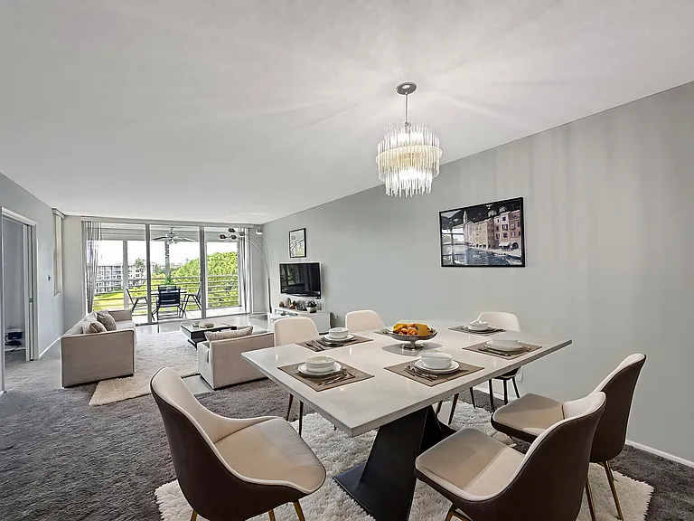535 Oaks Dr #504 — Photo 1