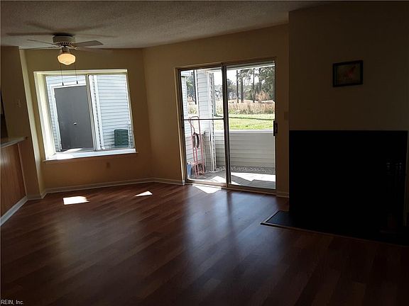 4th image of 4724 Red Duck Ct