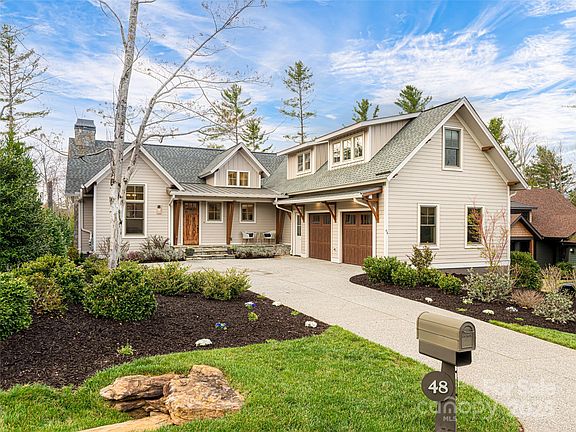 3rd image of 48 Hallett Ct