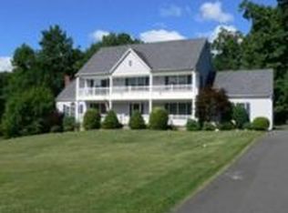 8 Drake Ct, Milford, NJ 08848