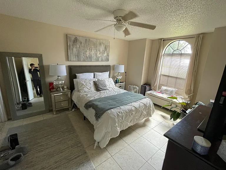 160 Loma Bonita Dr — Photo 2