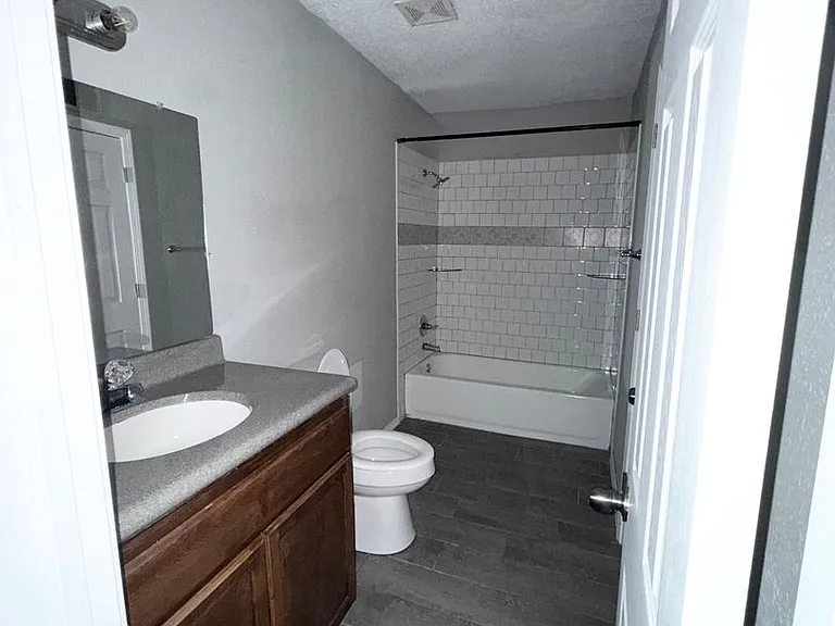 1526 Pineville Rd — Photo 24