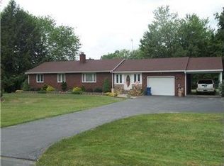 905 Mosser Dr, New Castle, PA 16101