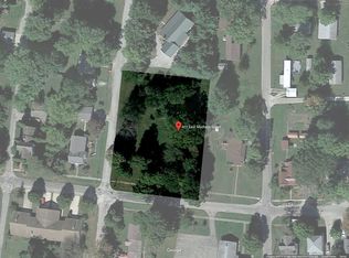 407 E Madison St, Arcola, IL 61910