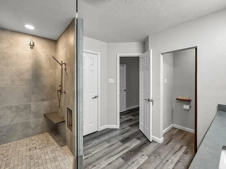 23 Alderon Woods Pl — Photo 20