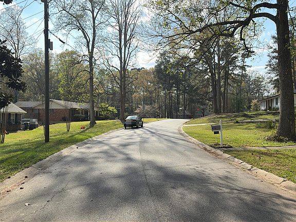 5th image of 1136 McCormick Way SW