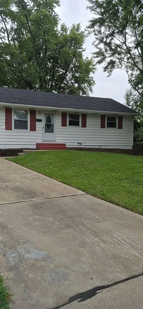 Charming 3BR House in Saint Louis — Photo 1