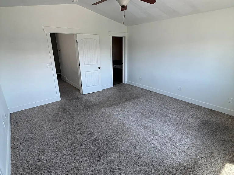 4 Arnold Dr — Photo 17