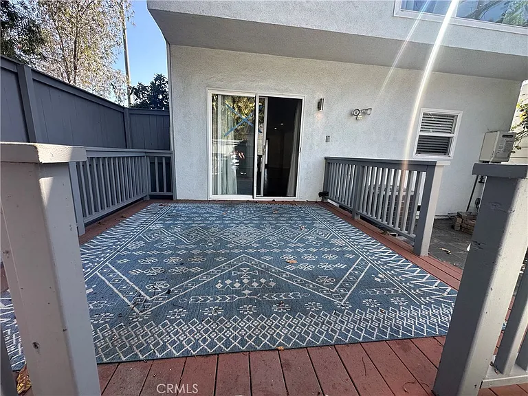 8801 Cattaraugus Ave — Photo 16