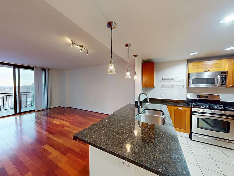 2451 Midtown Ave #1007 — Photo 5