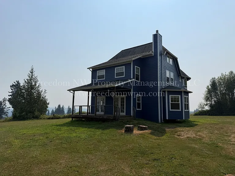 998 Burnt Ridge Rd — Photo 1