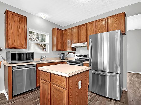 2nd image of 8710 Kingsley Dr