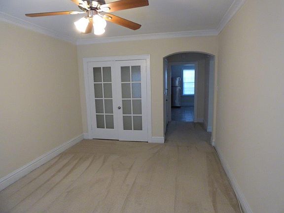 3rd image of 7212 Jackson Blvd #2